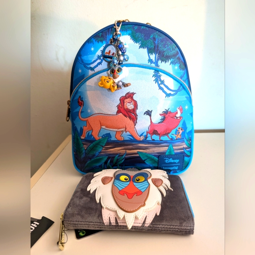 Loungefly Disney The Lion King Hakuna Matata Moon Mini Backpack, Wallet& CHARM - Picture 12 of 16